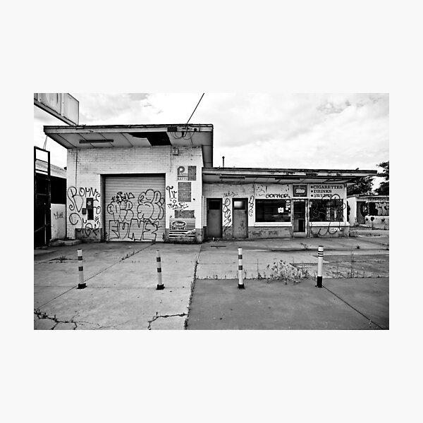 Image 1: Urban Decay Series. Photographic Print