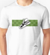 8-bit trainer shoe 1 T-shirt Unisex T-Shirt