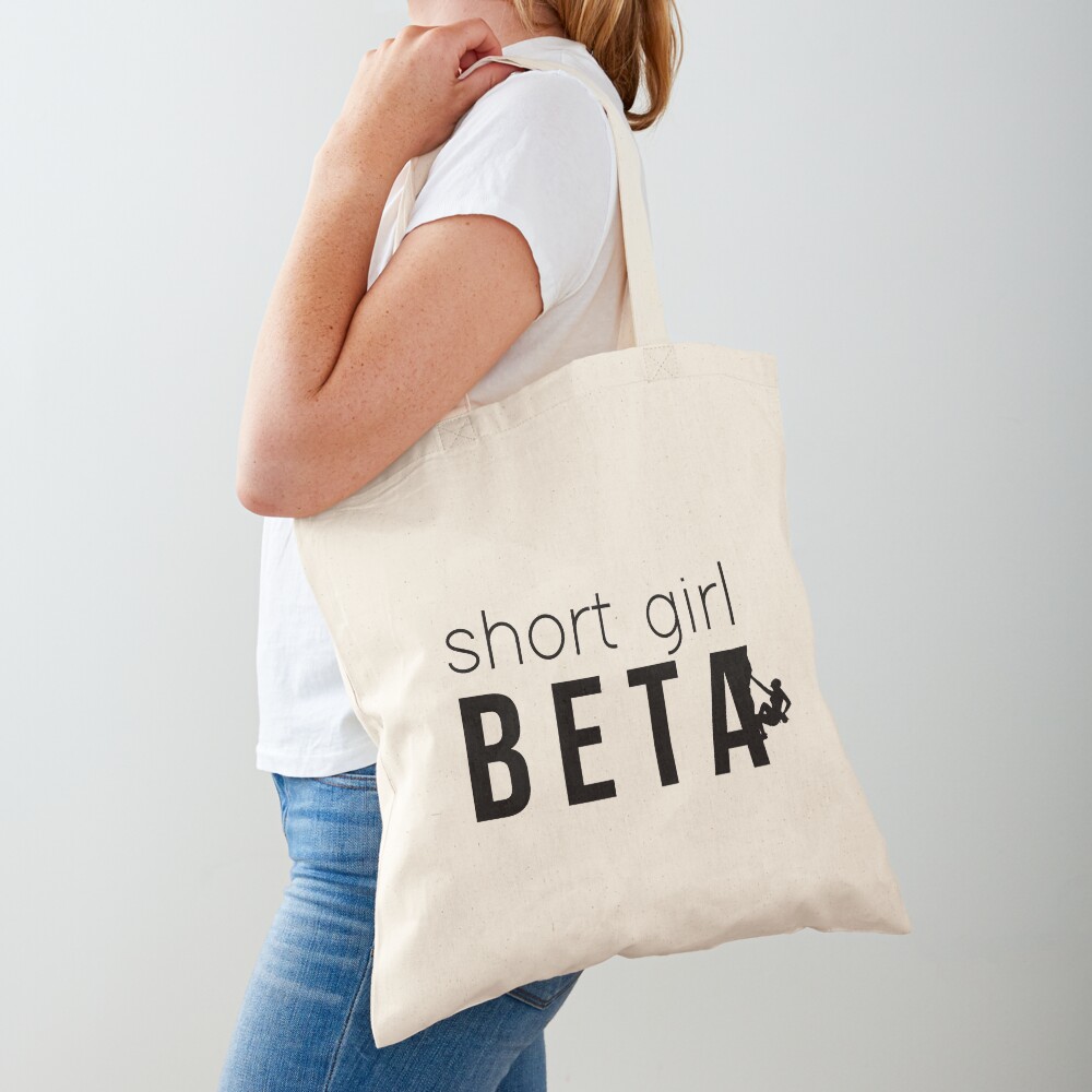 tote bag for short girl