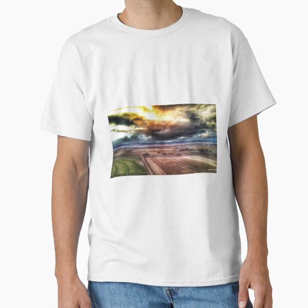 Land II Classic T-Shirt
