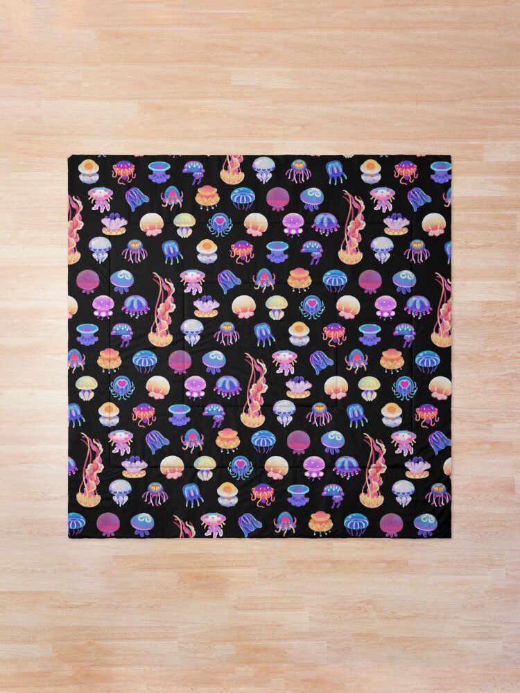 Alternate view of Jellyfish Day Comforter