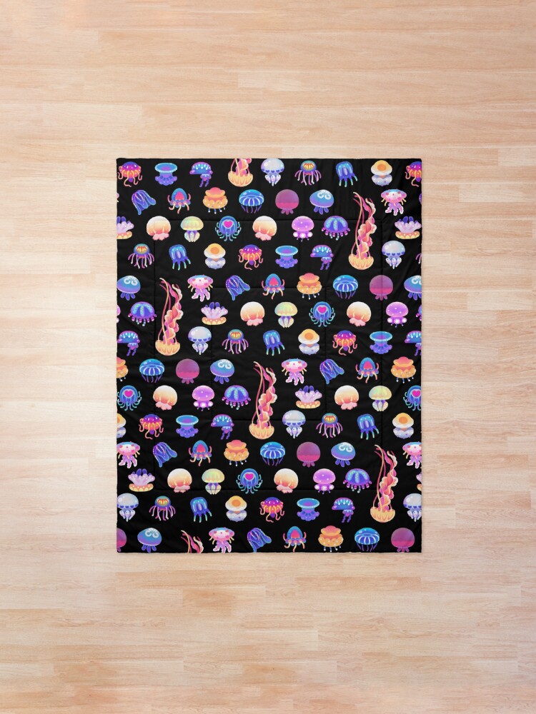 Alternate view of Jellyfish Day Comforter