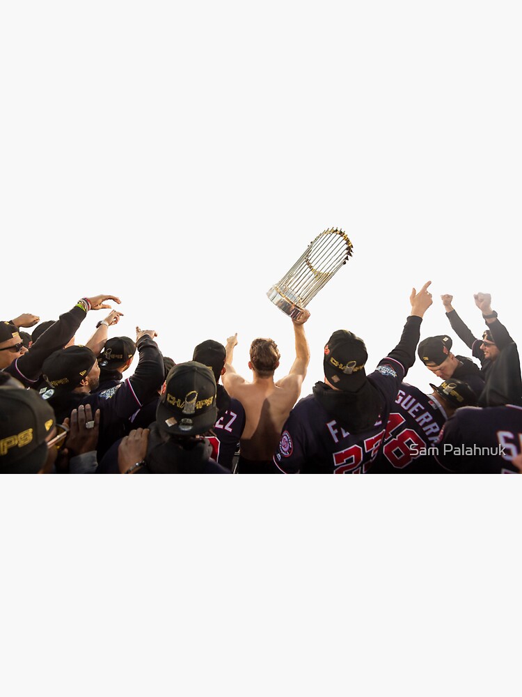 carrying trophy by sampalahnukart