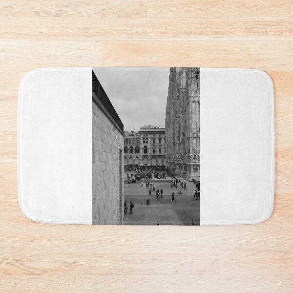 Item preview, Moving Pictures. Museo di Novecento, Piazza Duomo, Milan 2015 designed and sold by Igor Pozdnyakov.