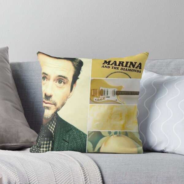 Aperçu de l'œuvre Sticker RDJ # 1 jaune pastel créée et vendue par MarvelEdits.