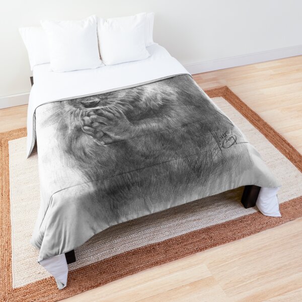Meditating otter (black - and white) Comforter