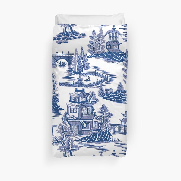 Blue Willow Ancient Ming China - Blue And White Chinoiserie Duvet Cover
