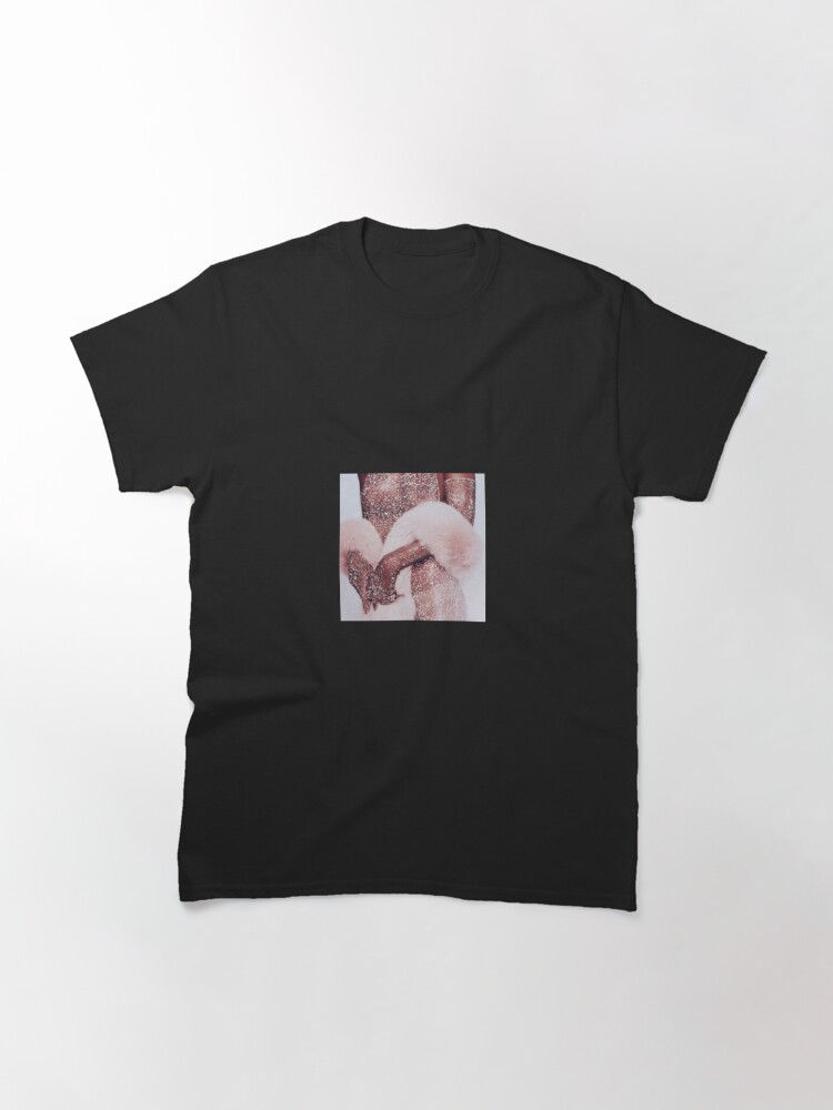 Disover Rihanna Aesthetic Classic T-Shirt