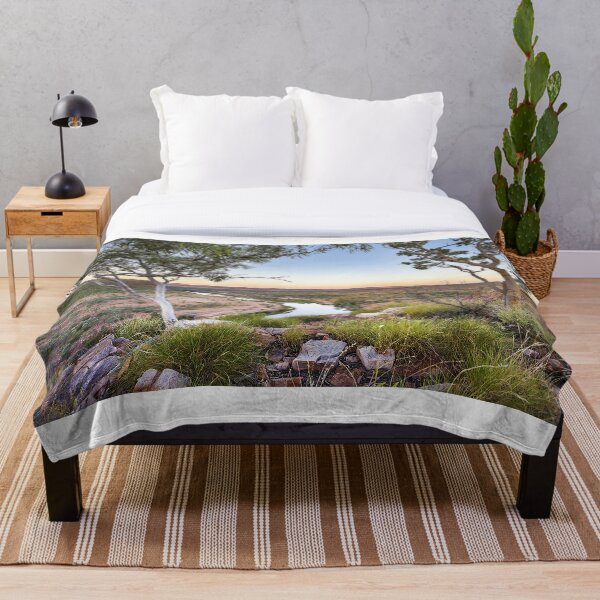 Creative Collection - Brancos Lookout Throw Blanket