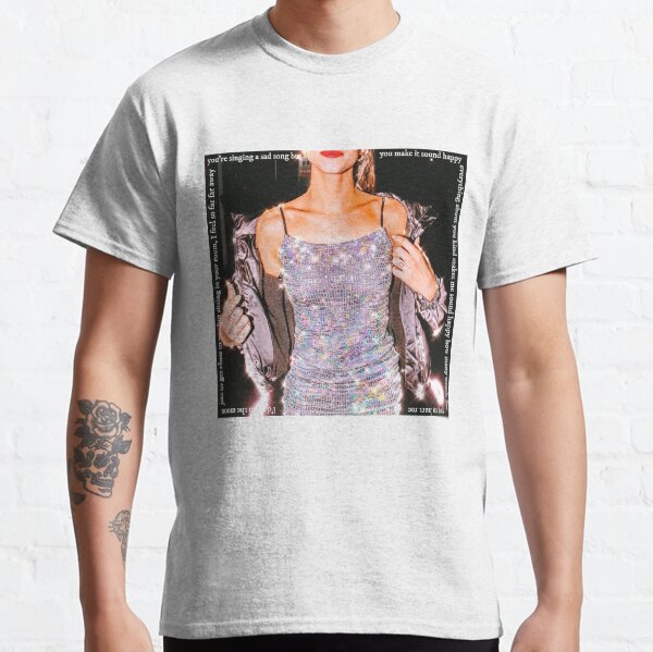 Tini Stoessel rougeoyant T-shirt classique