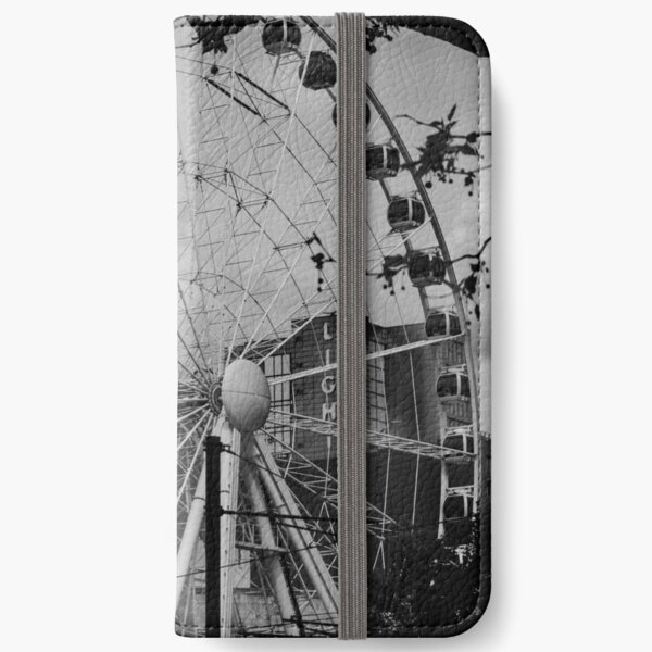 Ferris wheel in Manchester (now deconstructed) iPhone Wallet