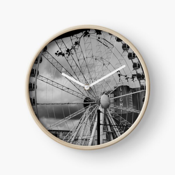 Ferris wheel in Manchester (now deconstructed) Clock