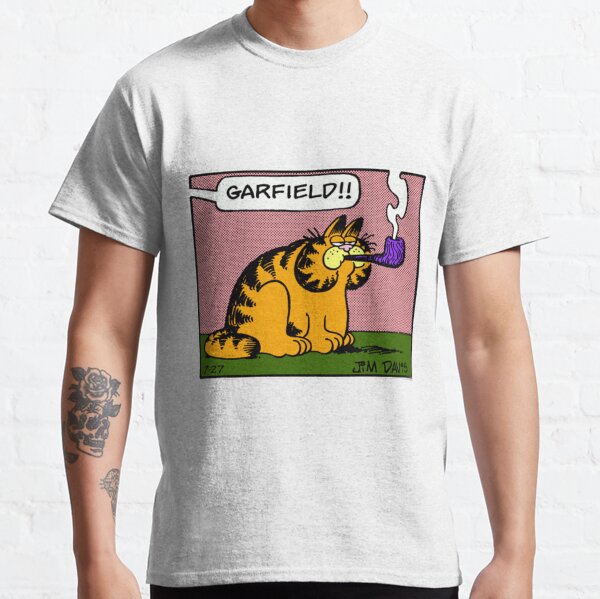 smoking garfield Classic T-Shirt