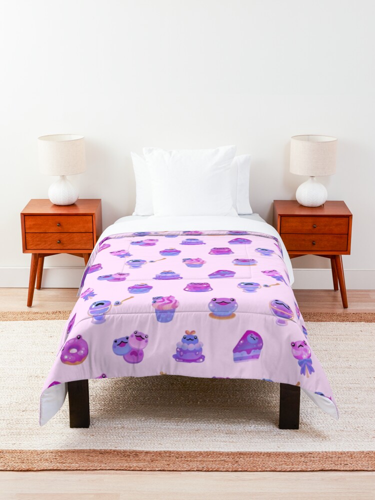 Alternate view of Blueberry frog Comforter