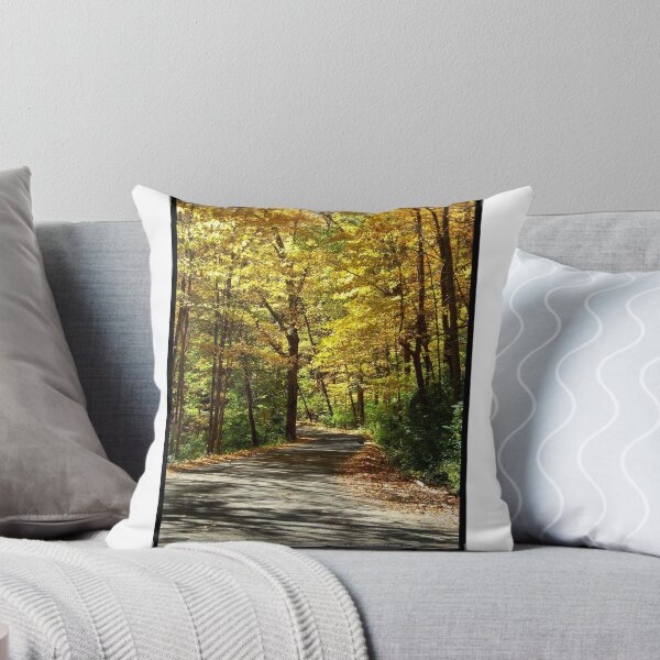 Aperçu de l'œuvre Golden Path créée et vendue par AutumnHowl.