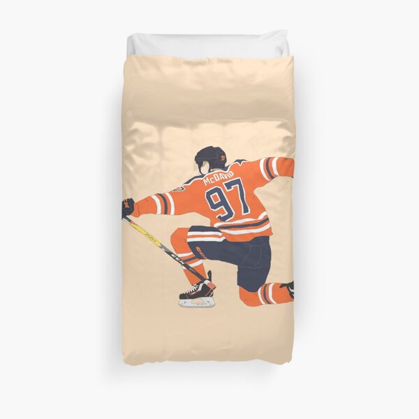 connor mcdavid goal celly digital drawing Duvet Cover