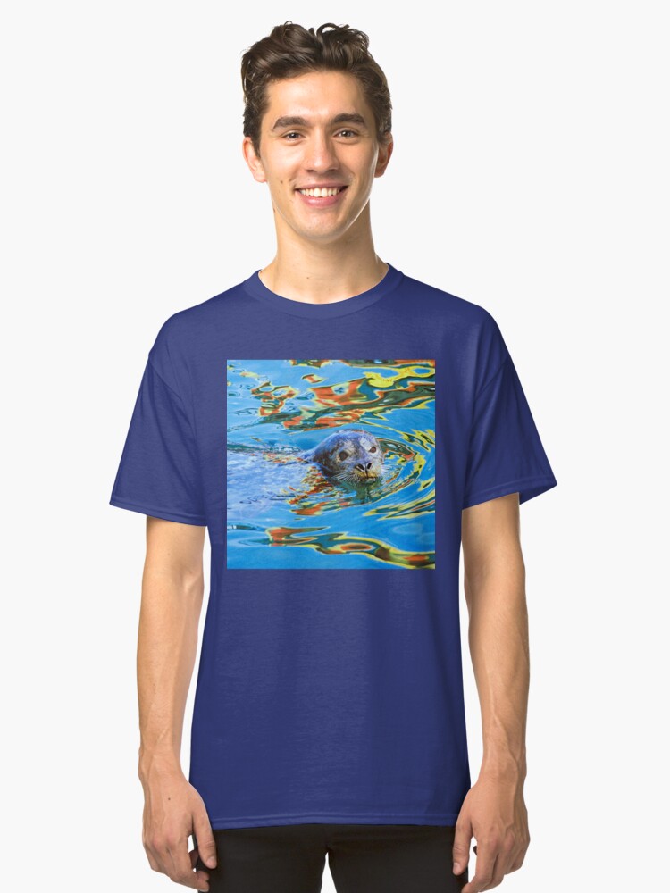 Alternate view of Harbor Seal in reflected color Classic T-Shirt