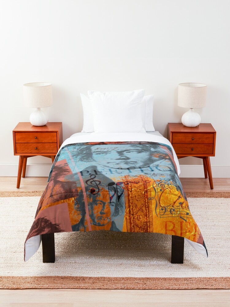 Alternate view of the European anthem Comforter
