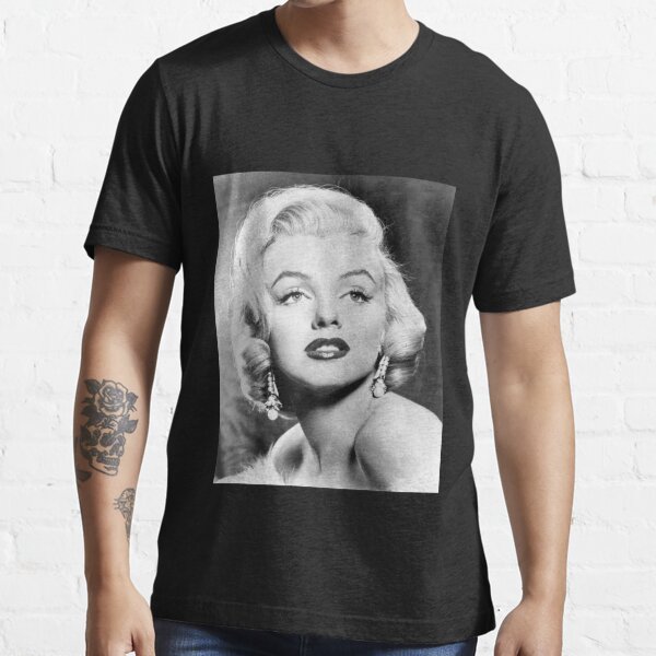 The Famous Marilyn Monroe At The Peak Of Her Time T Shirt For Sale By Freetheart Redbubble 9902