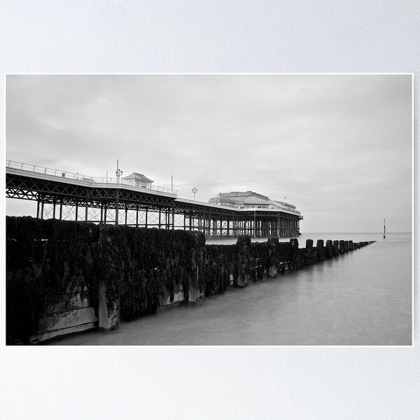 Aperçu de l'œuvre Cromer Pier & Groynes créée et vendue par Robert  Geldard.