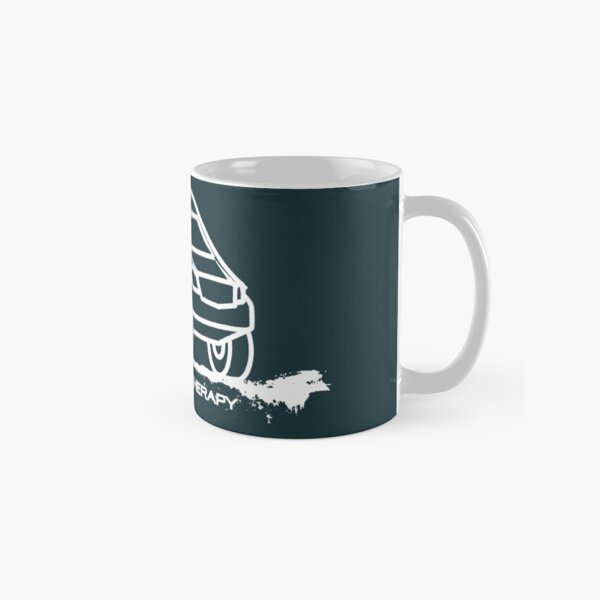 Sprintervan in the Mud Tasse (Standard)