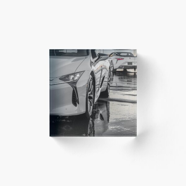Artikelvorschau, Lexus LC500 entworfen und verkauft von Mark Albano.
