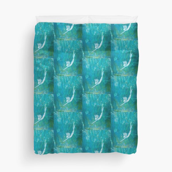 Dive Duvet Cover