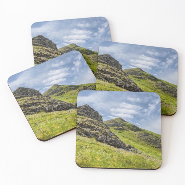 Item preview, # 209 Thorpe Cloud en Dovedale, el Parque Nacional Peak District designed and sold by phutball.