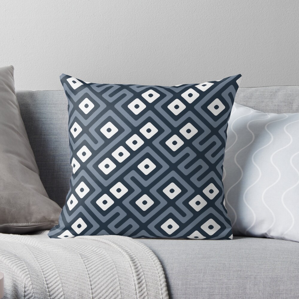 Maze Abstract Pattern - Gray / White Throw Pillow