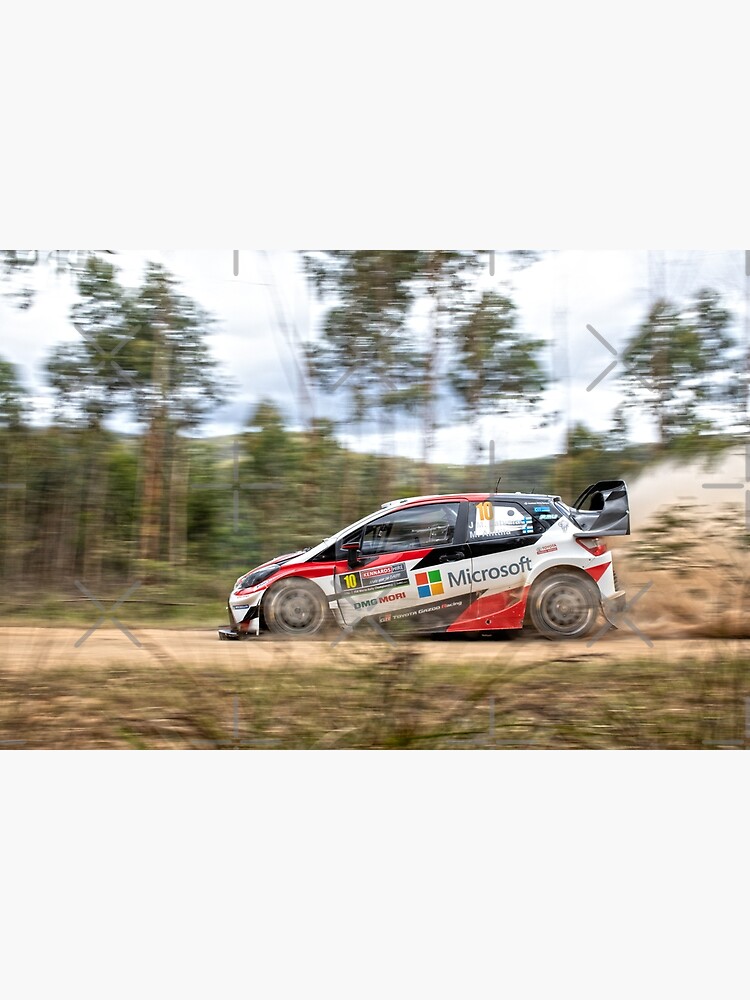 Panning Yaris by evolutionx