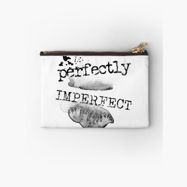 Aperçu de l'œuvre Perfectly imperfect typography text art quote by Word Fandom - wordfandom créée et vendue par Kerry Pritchard.