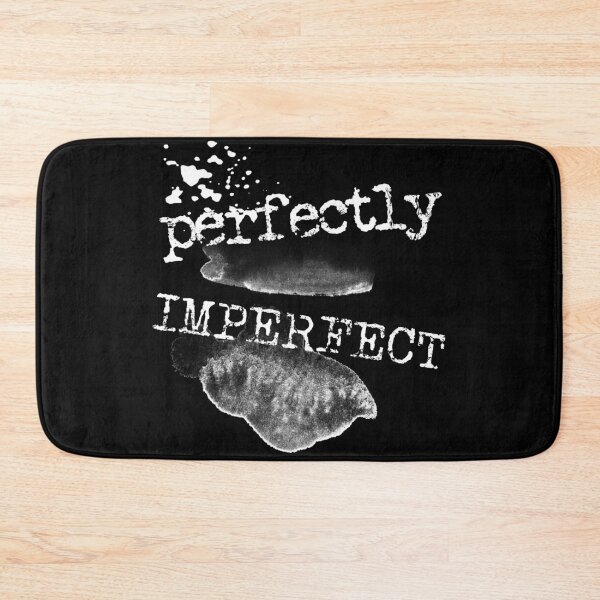 Aperçu de l'œuvre Perfectly imperfect typography text art quote by Word Fandom - wordfandom créée et vendue par Kerry Pritchard.