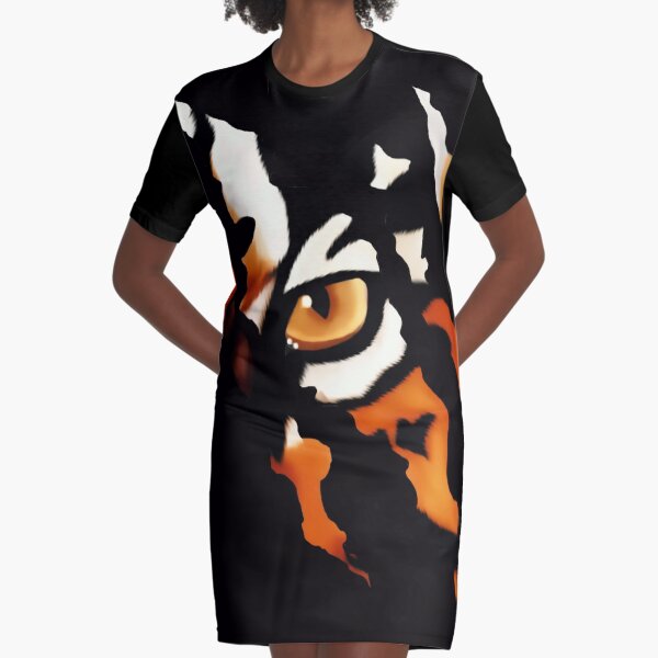 Fearless Tiger Cat Eye Claw Silhouette Graphic T-Shirt Dress