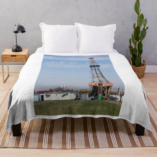 Item preview, Oil and gas drilling rig in oilfield mining industry designed and sold by goceris.