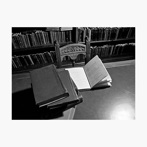 Artikelvorschau,  und die Bücher warten darauf, dem Leser etwas Wissen zu vermitteln

! http: //ih1.redbubble.net/work.6944321.1.lp entworfen und verkauft von browna.
