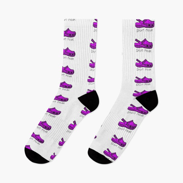 Aperçu de l'œuvre crocs en mode sport créée et vendue par em-and-beth.