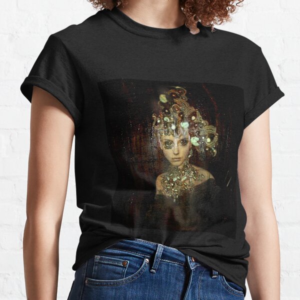 HARIKA Classic T-Shirt