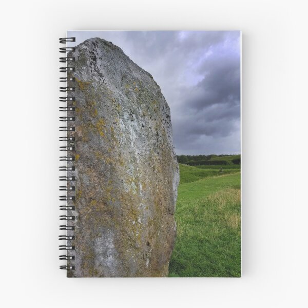 Artikelvorschau, Avebury Stein entworfen und verkauft von Elizabeth "Tibby" Steedly.