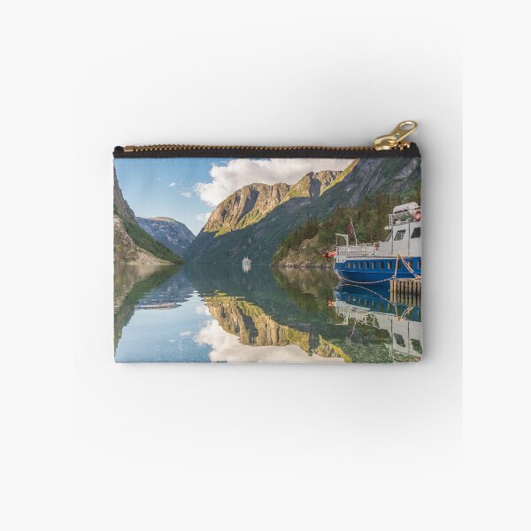 Artikelvorschau, Fjord Reflexionen entworfen und verkauft von Barno123.