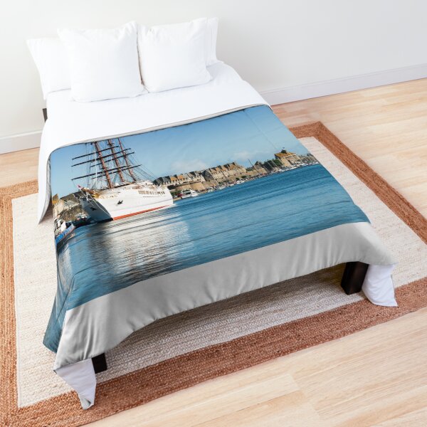 Sea Cloud II at Saint Malo Comforter