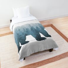 Misty Forest Bear - Turquoise Comforter