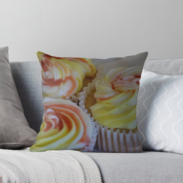 Item preview, Strawberry Lemonade Cupcakes designed and sold by hitomimyhomie.