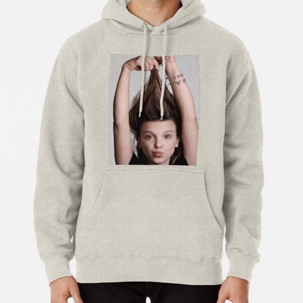 Millie Bobby Brown Sweat à capuche épais