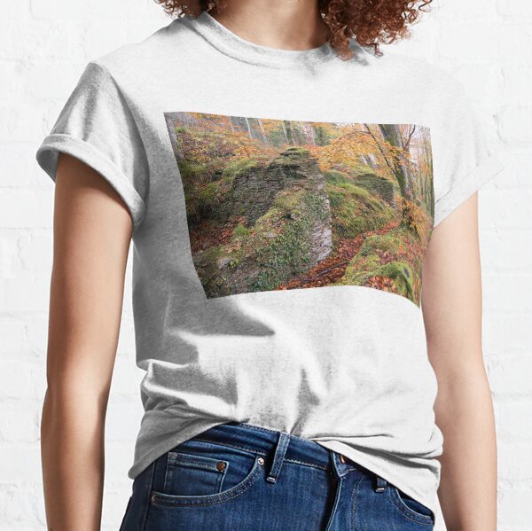 IDLESS MONASTERY Classic T-Shirt