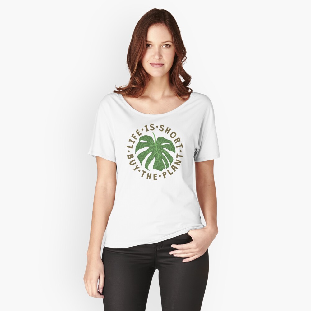 Vista previa del artículo con la obra «Camiseta ancha», diseñado y vendido por TheLoveShop.