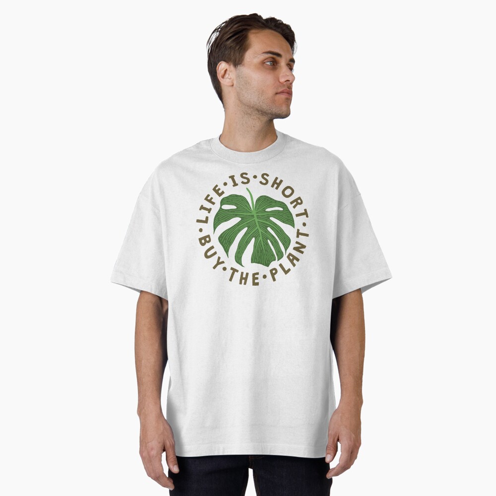 Vista previa del artículo con la obra «Camiseta oversize», diseñado y vendido por TheLoveShop.