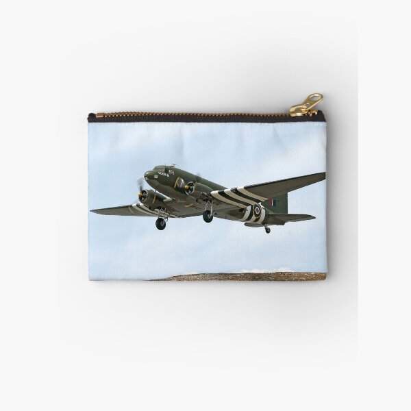 Artikelvorschau, Douglas C-47 Dakota entworfen und verkauft von Steve H Clark.