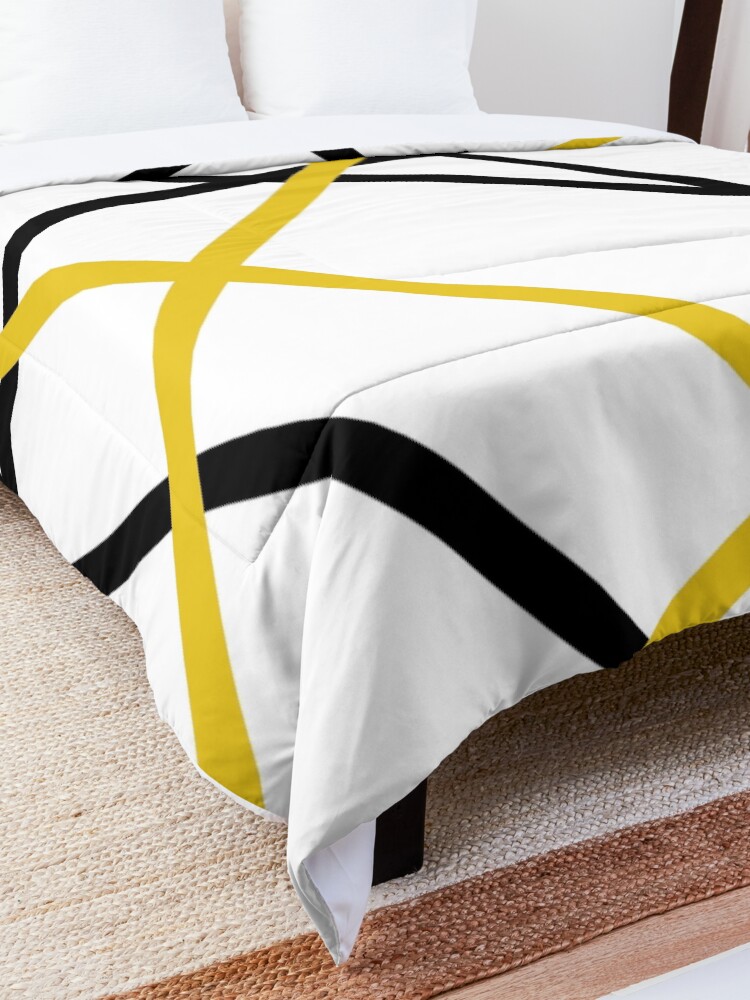 Alternate view of Linda Comforter