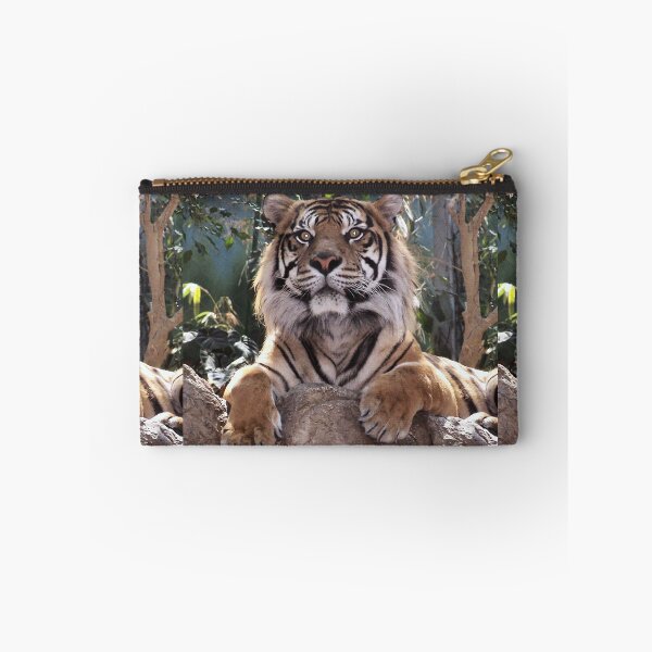 Item preview, King designed and sold by Katagram.