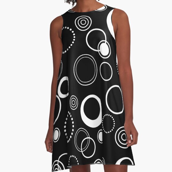 Black and White Retro Circles Pattern A-Line Dress